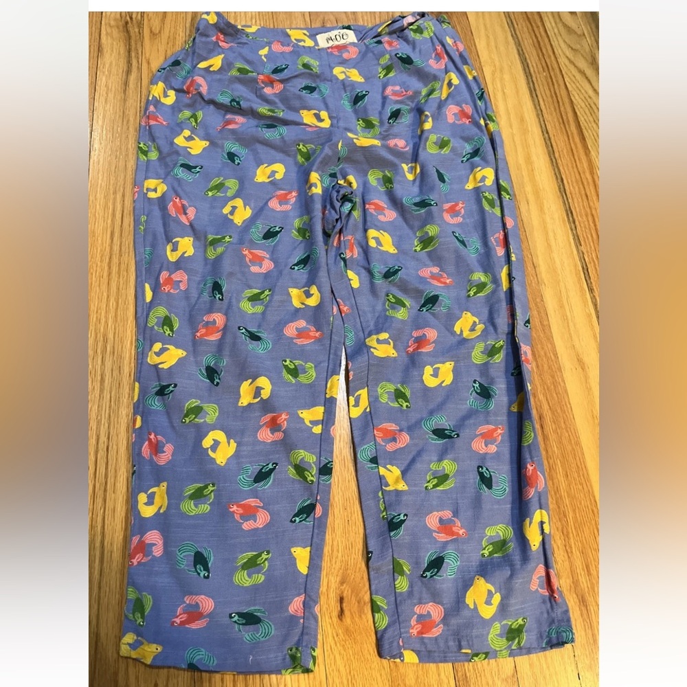 Moe ( momentum) Blue Pants With Multicolored Fish Carp Sz M Discontinued!